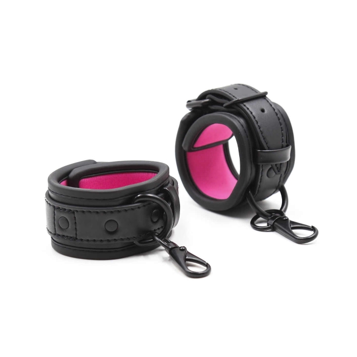 WRIST CUFFS SNUG NEOPRENE - BLK/PINK WRIST CUFFS SNUG NEOPRENE - BLK/PINK
