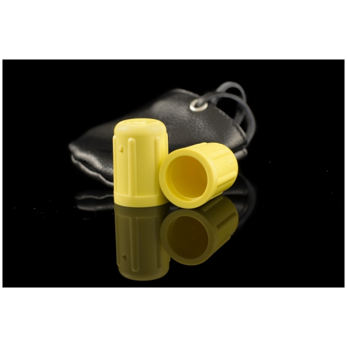 NIPPLE SUCTION CUPS IN LEATHER POUCH NIPPLE SUCTION CUPS IN LEATHER POUCH